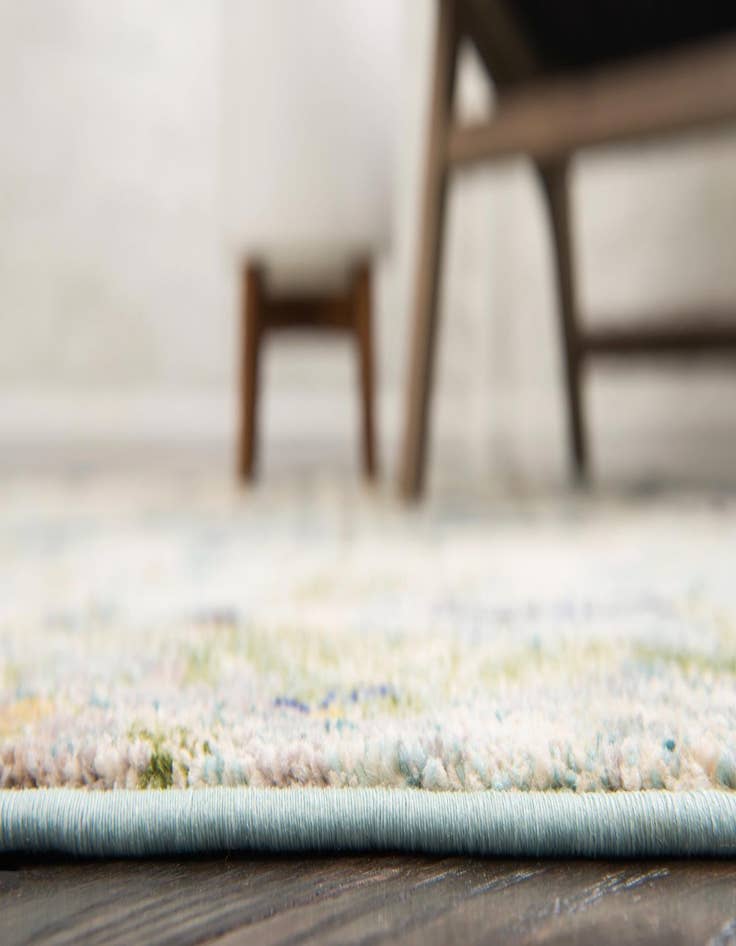 Detail image of  8' x 8'  Washable Theia Round Rug