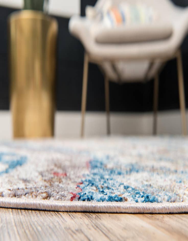 Detail image of  8' x 8' Vega Round Rug