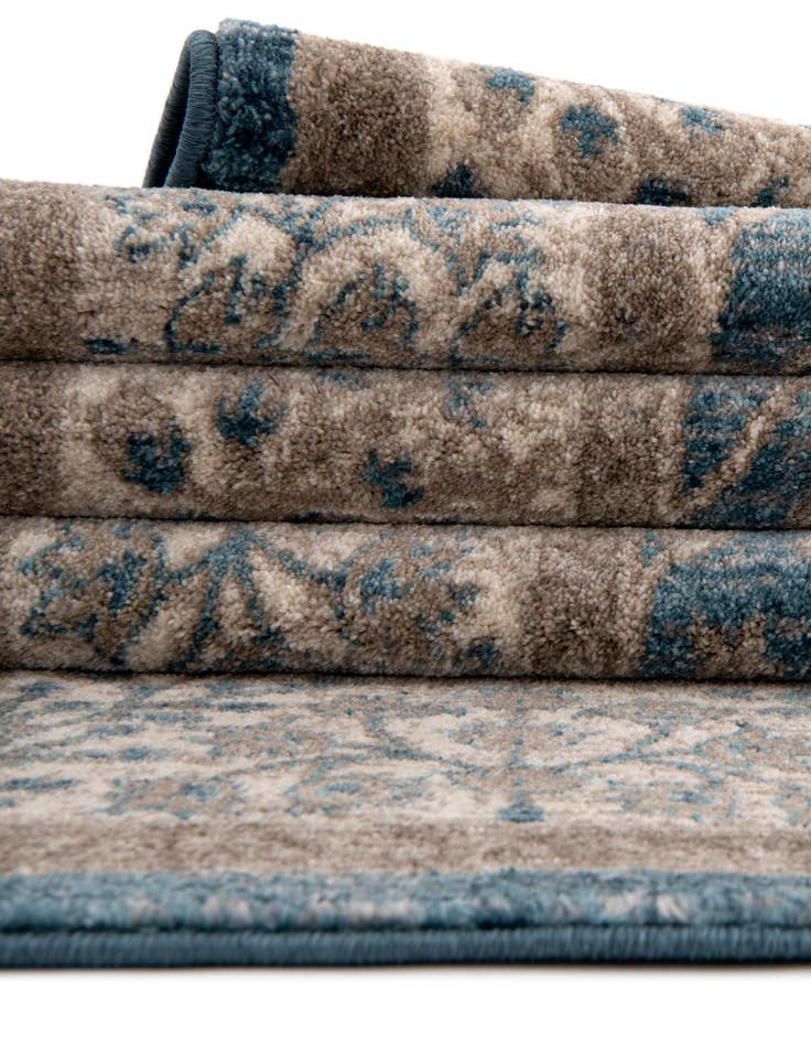 Detail image of  5' x 5' Viola Round Rug