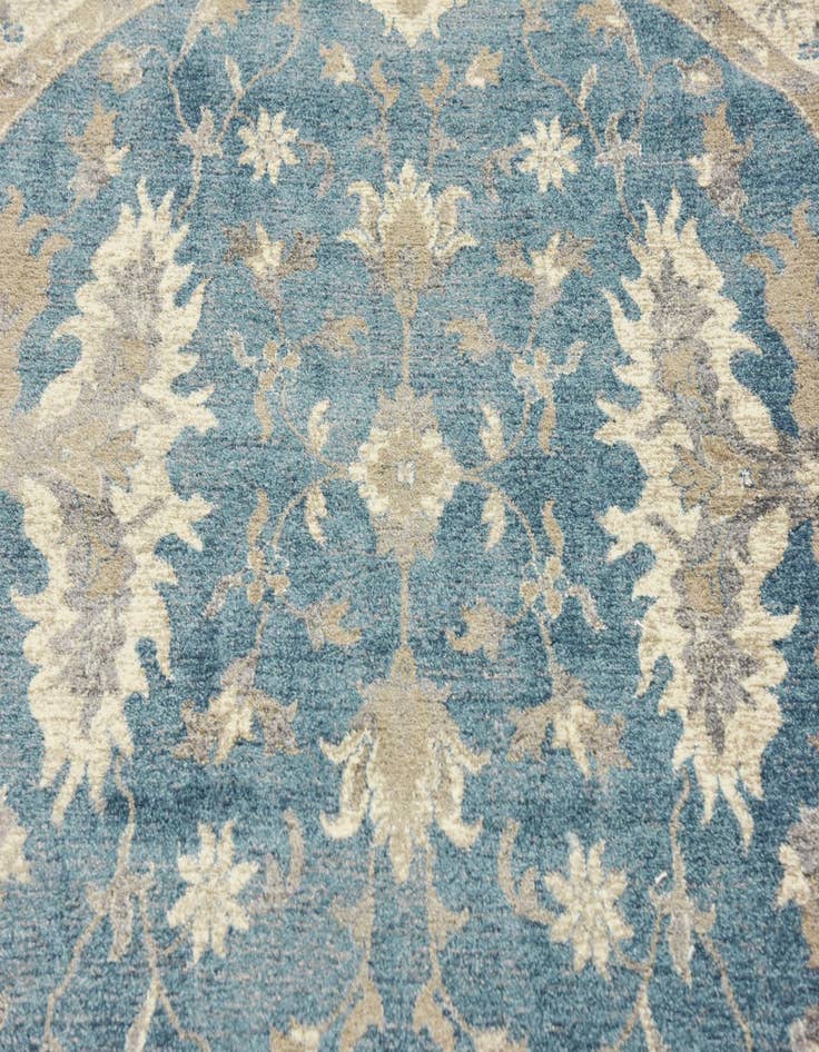Detail image of  6' x 6' Viola Round Rug