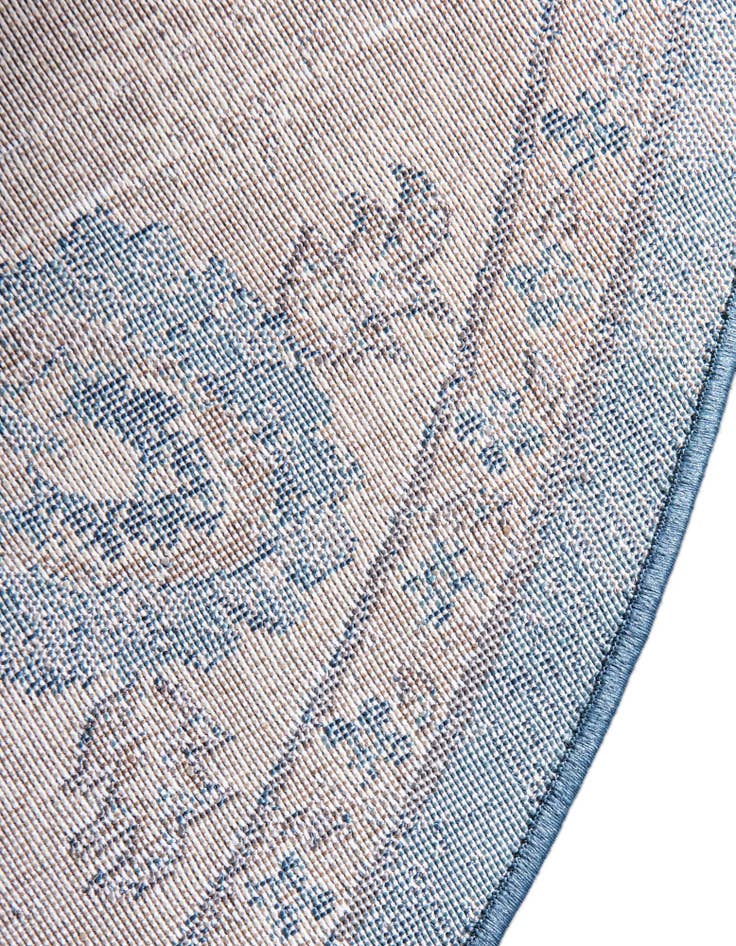 Detail image of  5' x 5' Viola Round Rug