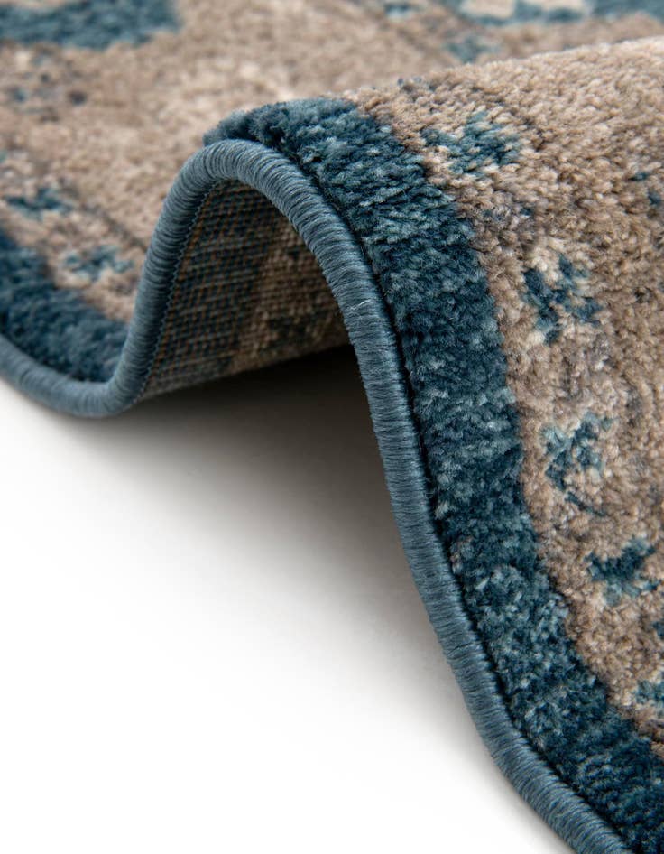 Detail image of  5' x 5' Viola Round Rug