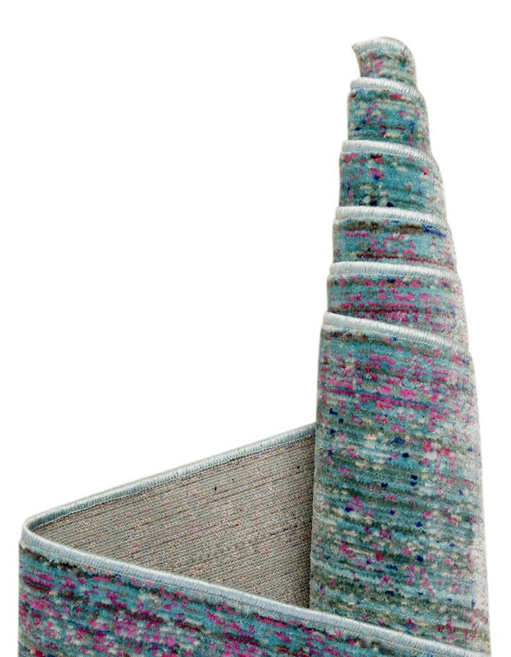 Detail image of  2' 7 x 9' 10 Alexis Runner Rug