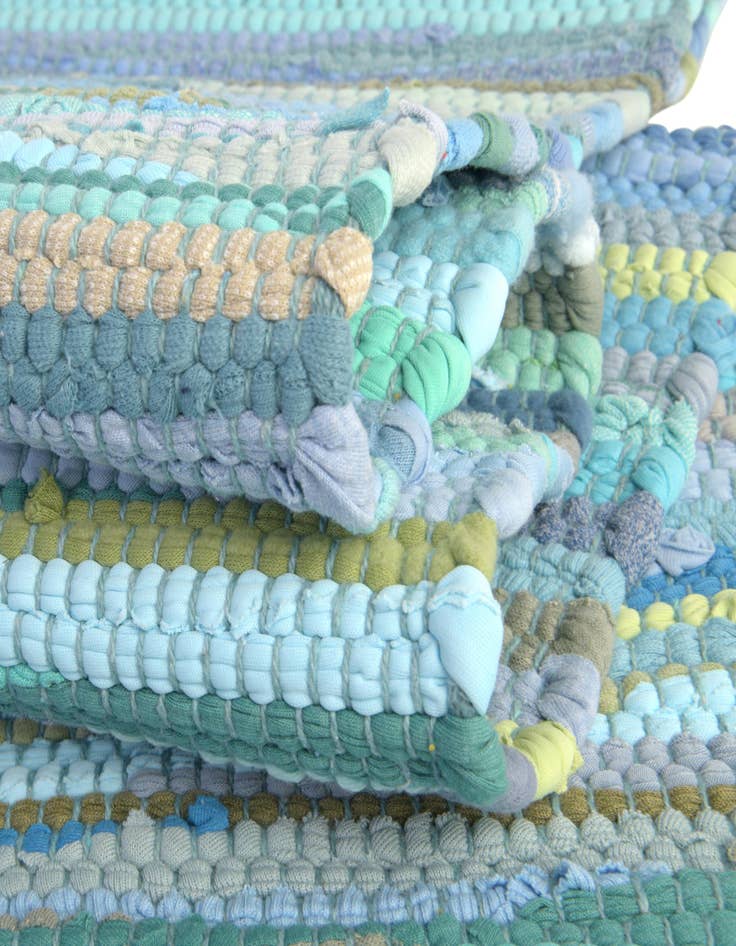 Detail image of  2' 7 x 9' 10  Hand Woven Chindi Cotton Runner Rug