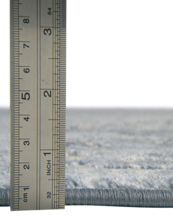 Detail image of  2' 7 x 8' 2 Derbyshire Runner Rug