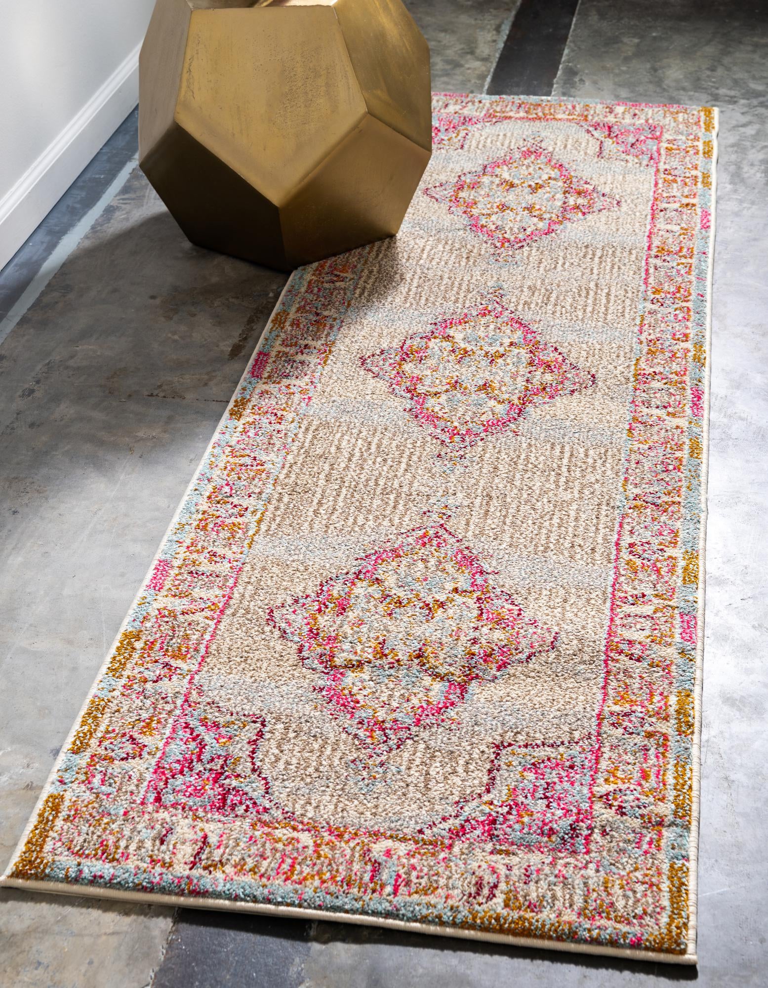 Multicolor 2' 7 x 8' 2 Williamsburg Runner Rug