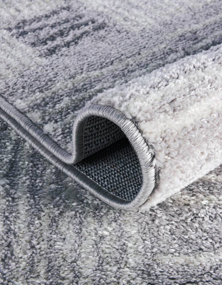 Detail image of  2' 7 x 12' Hanahan Runner Rug