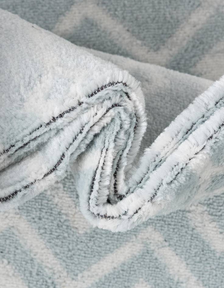 Detail image of  2' x 6' 7 Kasbah Trellis Runner Rug