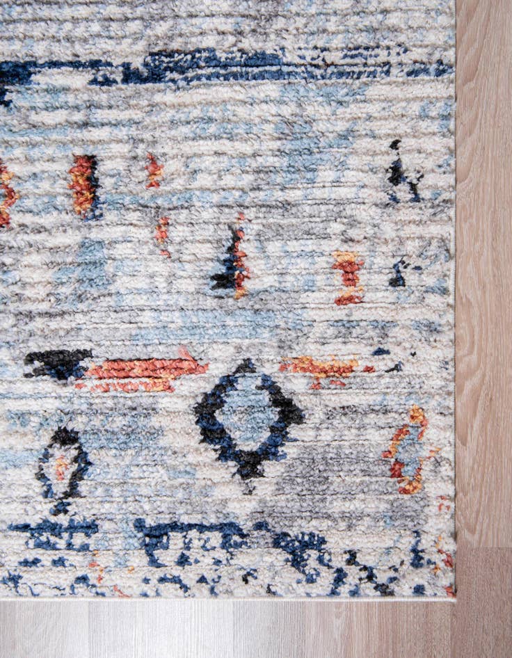 Detail image of  2' 7 x 10' Morocco Runner Rug