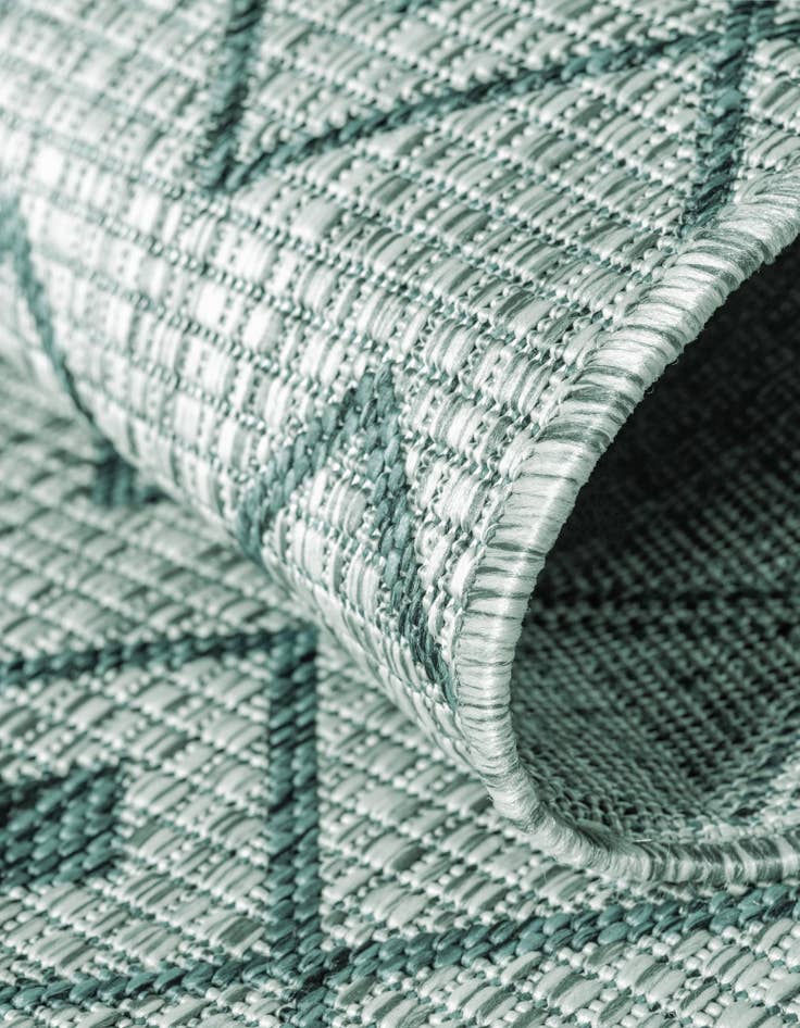 Detail image of  2' x 6'  Washable Lattice Indoor / Outdoor Runner Rug