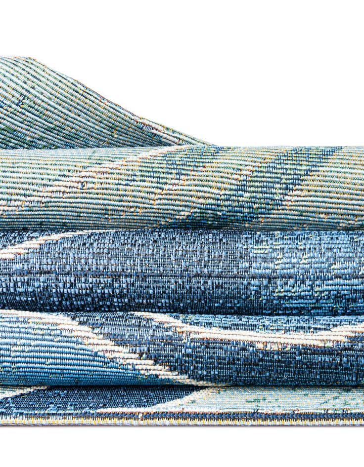 Detail image of  2' 7 x 5' 3  Washable Modern Indoor / Outdoor Runner Rug