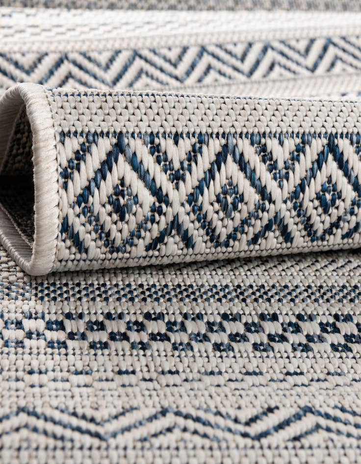 Detail image of  2' 7 x 12'  Washable Ribbon Indoor / Outdoor Runner Rug