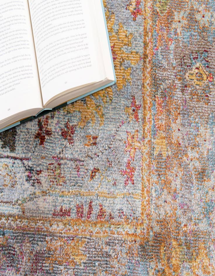 Detail image of  2' 2 x 6' Santiago Runner Rug