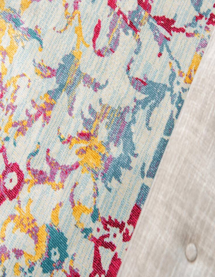 Detail image of 2' 7 x 10' Santiago Runner Rug