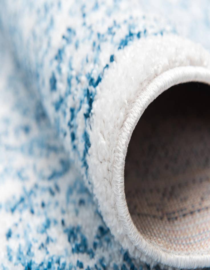 Detail image of  2' 7 x 8' 2 Williamsburg Runner Rug