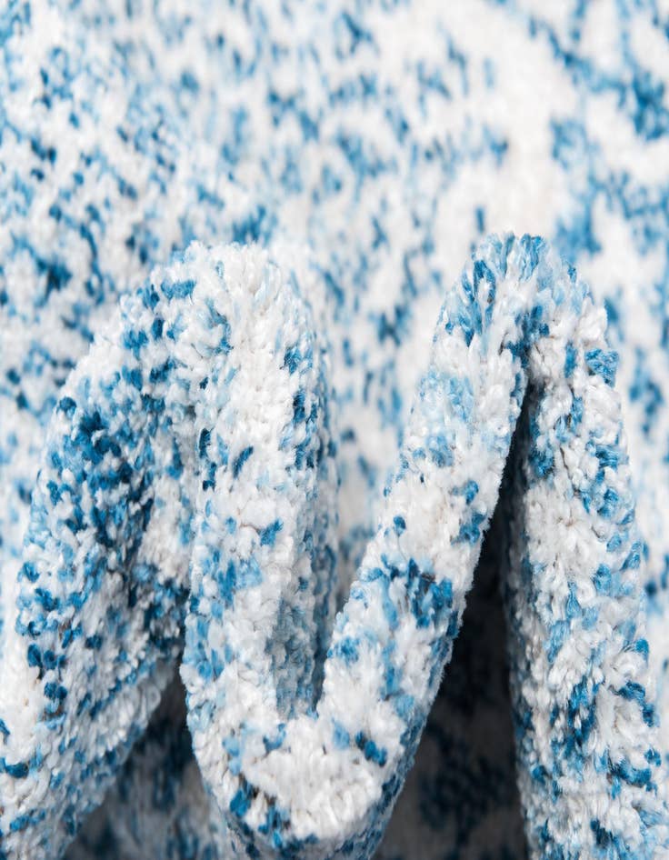 Detail image of  2' 7 x 8' 2 Williamsburg Runner Rug