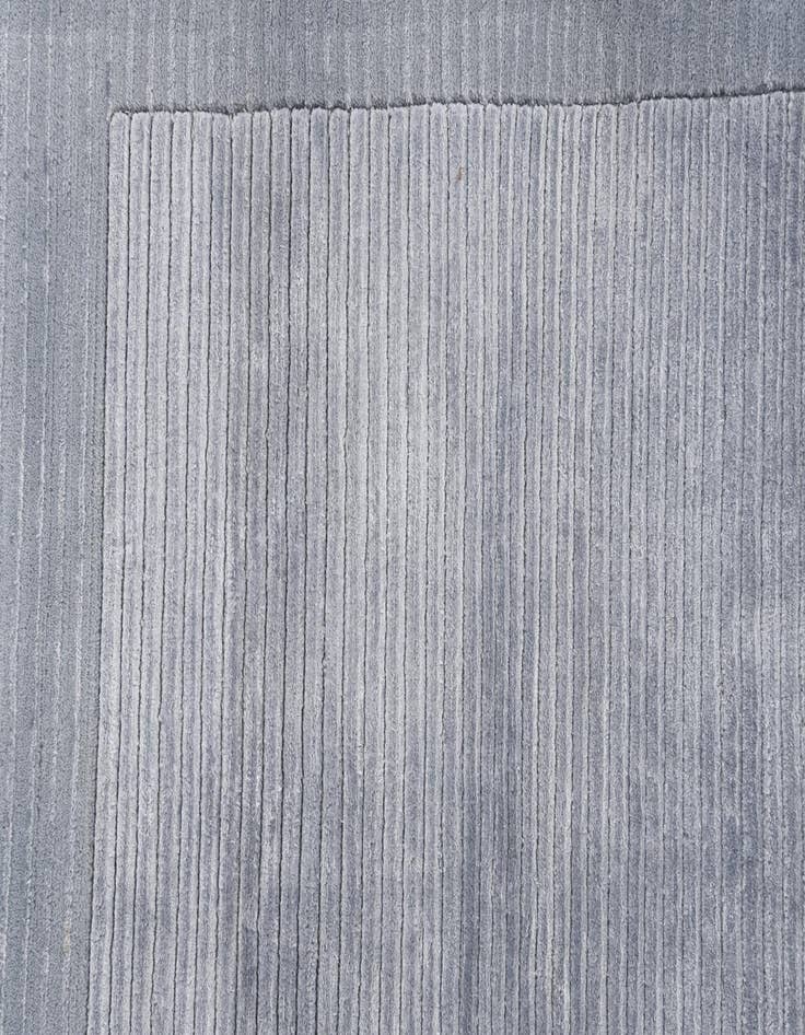 Detail image of  2' 7 x 2' 8  Hand Knotted Darya Wool Square Rug