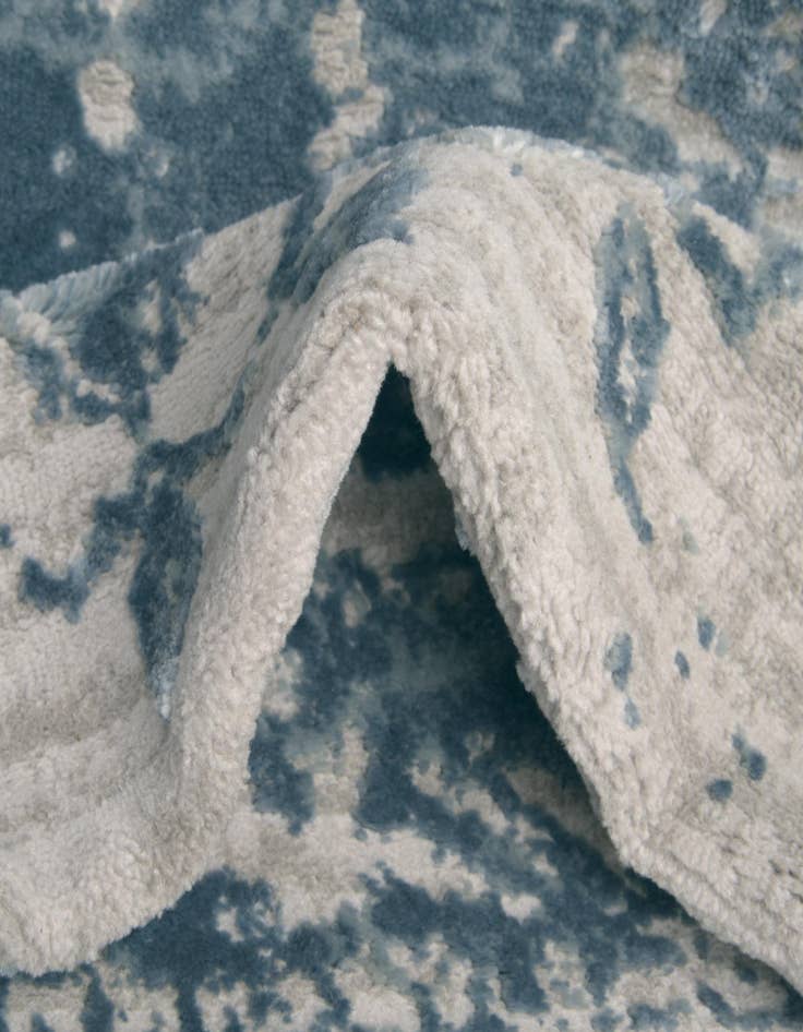 Detail image of  5' 3 x 5' 3 Derbyshire Square Rug