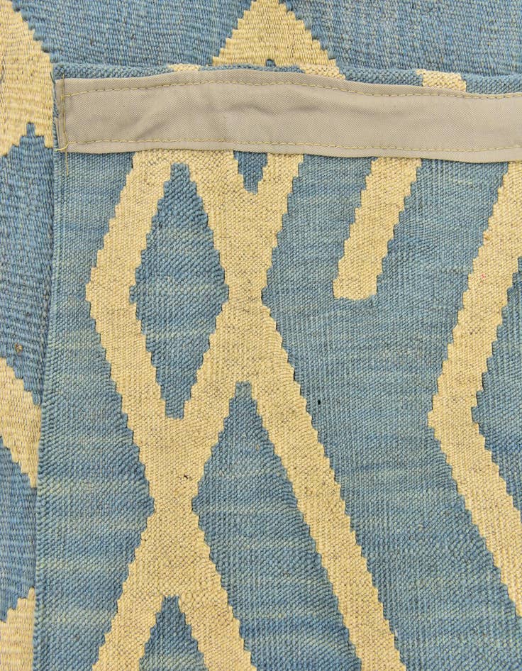Detail image of  5' 3 x 6' 5  Hand Woven Kilim Modern Wool Square Rug