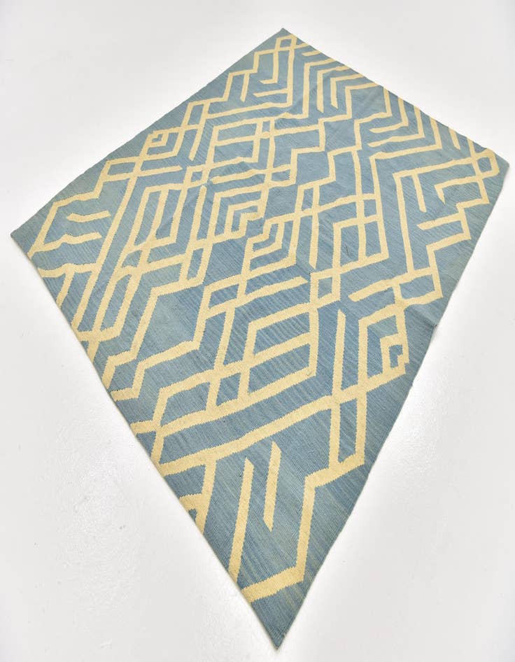 Detail image of  5' 3 x 6' 5  Hand Woven Kilim Modern Wool Square Rug