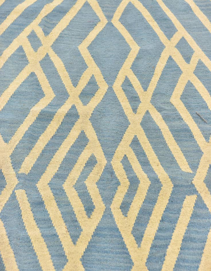 Detail image of  5' 3 x 6' 5  Hand Woven Kilim Modern Wool Square Rug