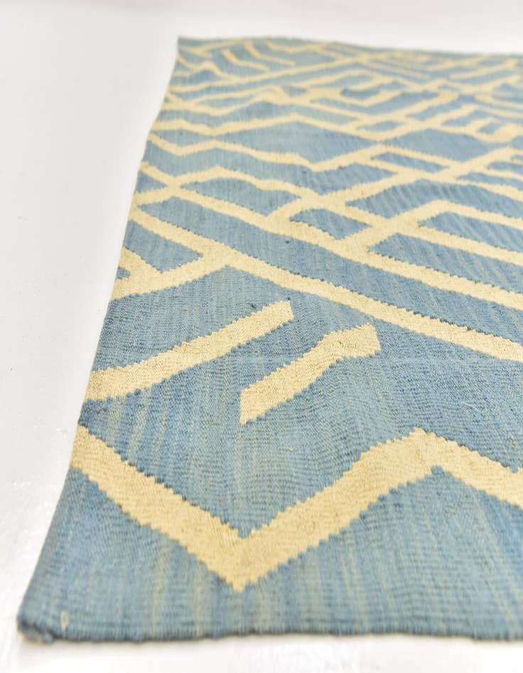 Detail image of  5' 3 x 6' 5  Hand Woven Kilim Modern Wool Square Rug