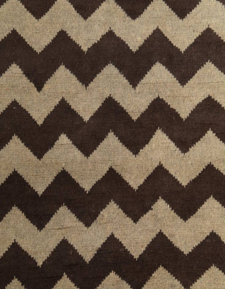 Detail image of  5' x 6' 4  Hand Knotted Modern Ziegler Rug