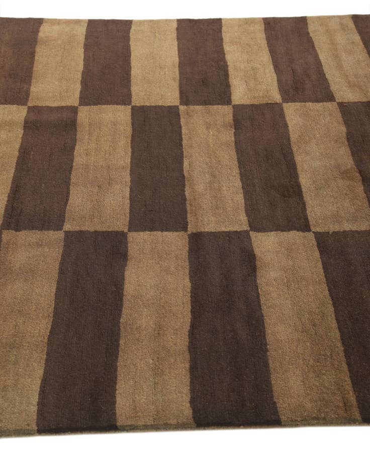 Detail image of  5' 1 x 6' 6  Hand Knotted Modern Ziegler Rug