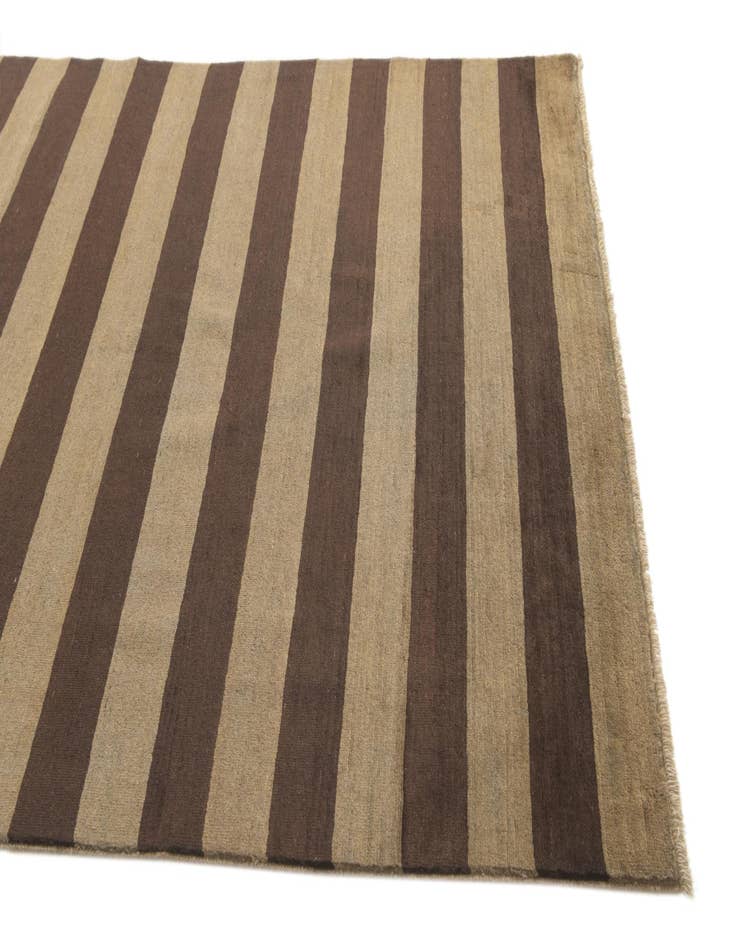 Detail image of  5' 6 x 7' 9  Hand Knotted Modern Ziegler Rug