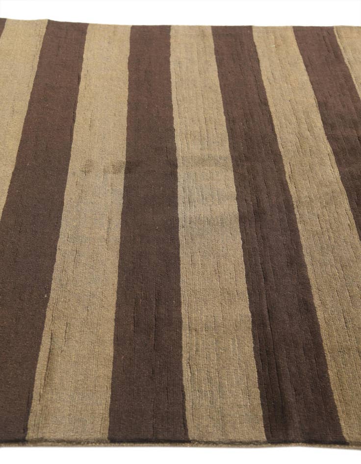 Detail image of  5' 6 x 7' 9  Hand Knotted Modern Ziegler Rug