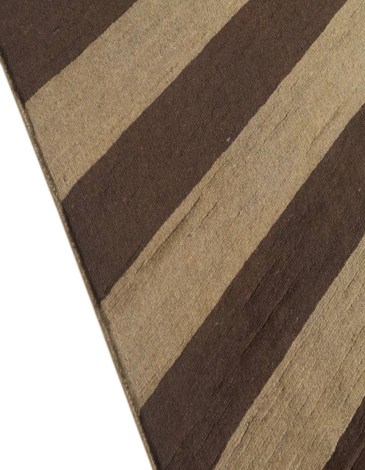 Detail image of  5' 6 x 7' 9  Hand Knotted Modern Ziegler Rug