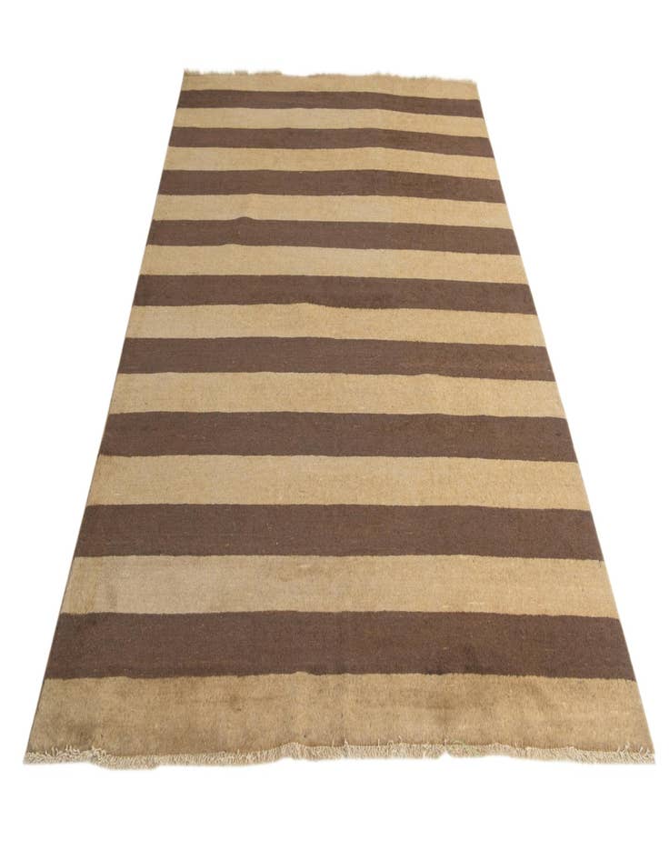 Detail image of  5' 4 x 7' 7  Hand Knotted Modern Ziegler Rug