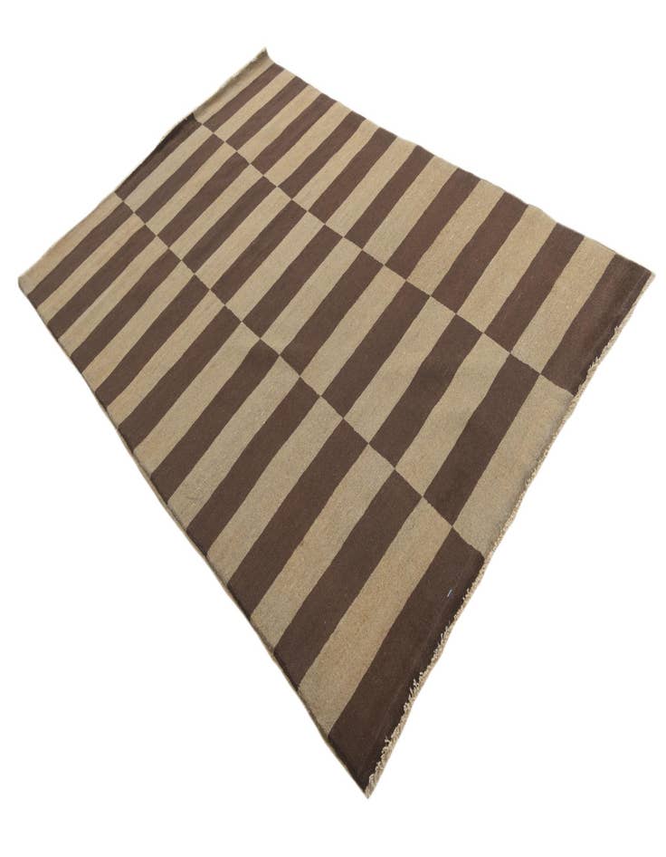 Detail image of  5' 2 x 7' 10  Hand Knotted Modern Ziegler Rug