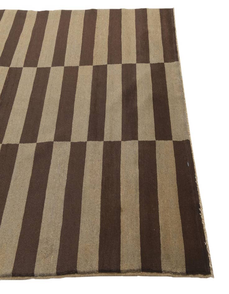 Detail image of  5' 2 x 7' 10  Hand Knotted Modern Ziegler Rug