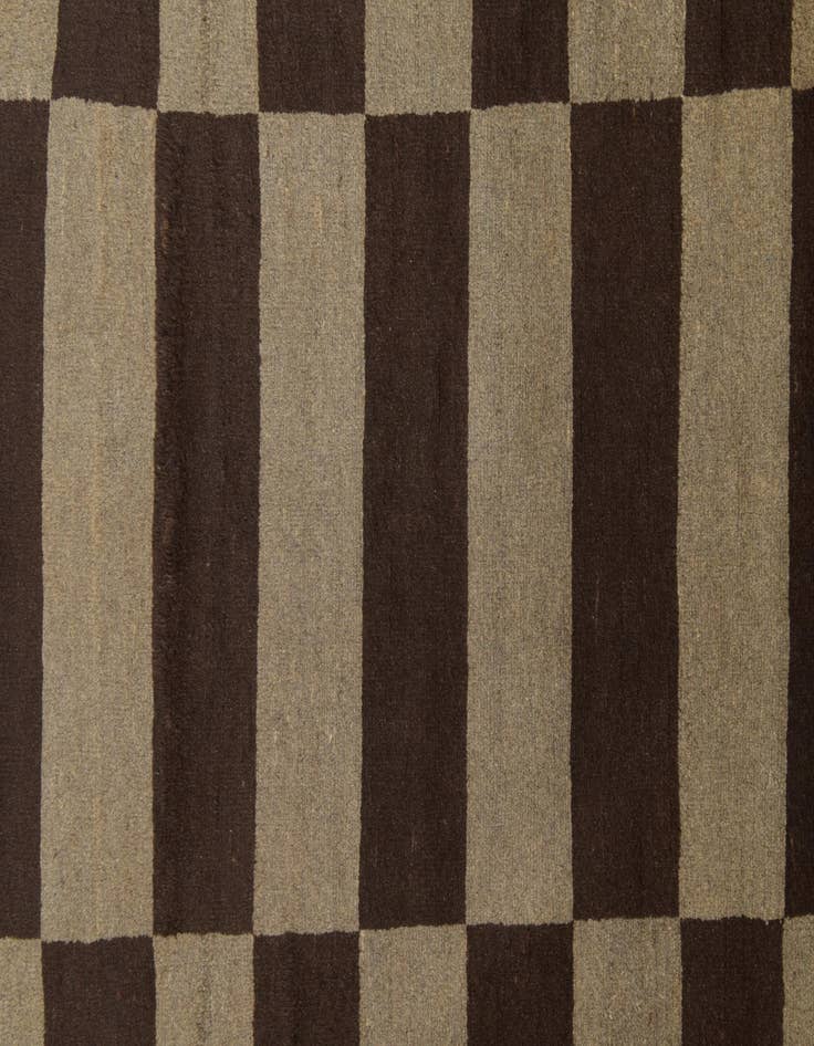 Detail image of  5' 2 x 7' 10  Hand Knotted Modern Ziegler Rug