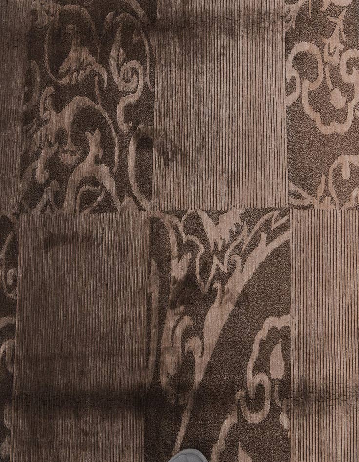 Detail image of  6' 8 x 10'  Hand Knotted Darya Wool Rug