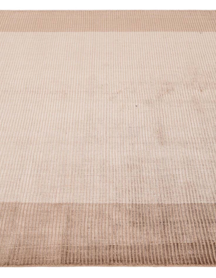 Detail image of  5' 7 x 7' 10  Hand Knotted Darya Wool Rug