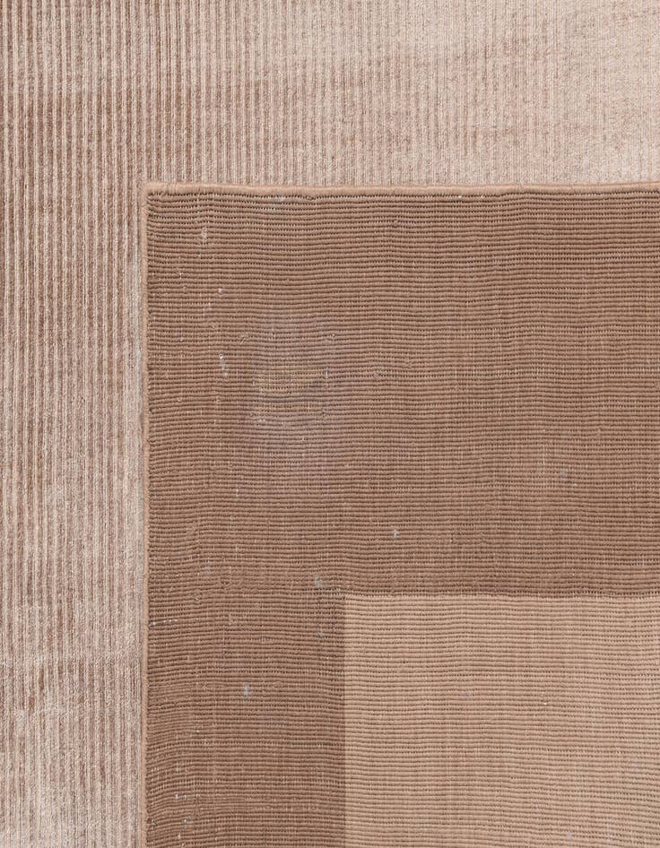 Detail image of  5' 7 x 7' 10  Hand Knotted Darya Wool Rug