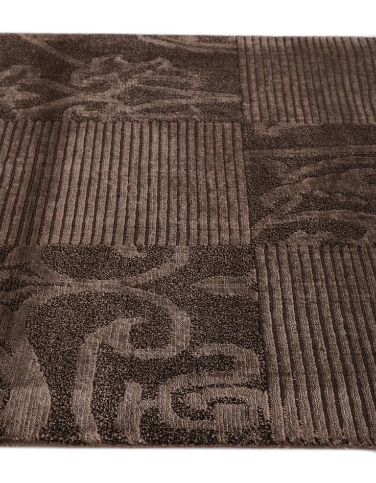 Detail image of  2' 8 x 9' 11  Hand Knotted Darya Wool Runner Rug