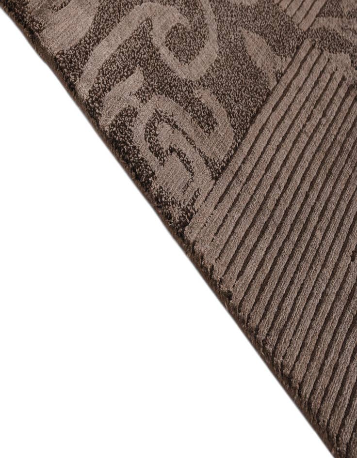 Detail image of  2' 8 x 9' 11  Hand Knotted Darya Wool Runner Rug