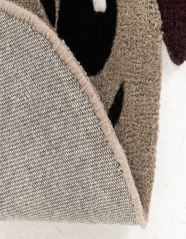 Detail image of  2' 6 x 3' Playtime Kids Wool Freeform Rug