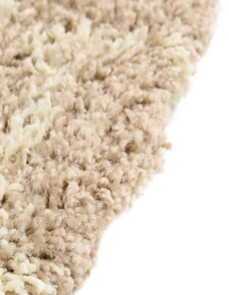 Detail image of  7' 10 x 10' Lattice Shag Oval Rug