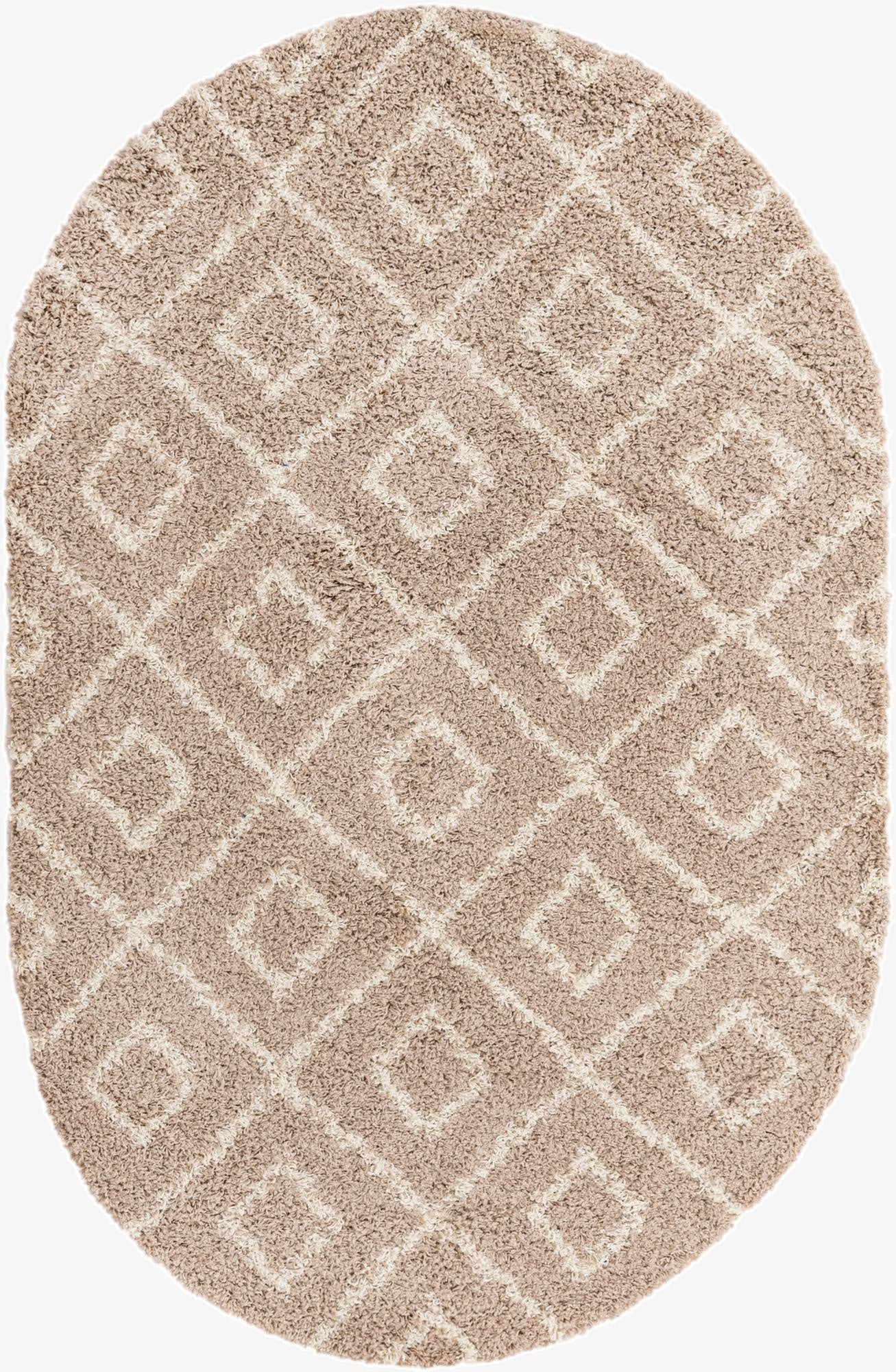  5' 3 x 8' Lattice Shag Oval Rug