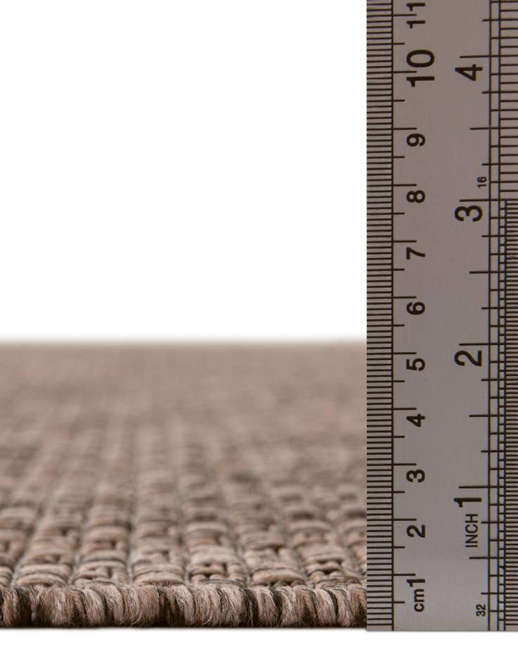 Detail image of  4' 1 x 6' 1  Washable Solid Indoor / Outdoor Oval Rug