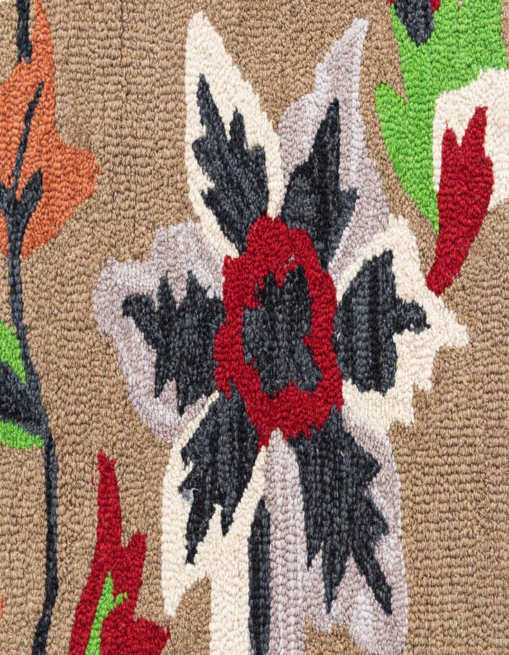 Detail image of  3' x 5' Agra Rug