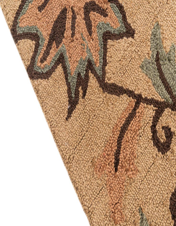 Detail image of  4' x 5' 10 Agra Rug