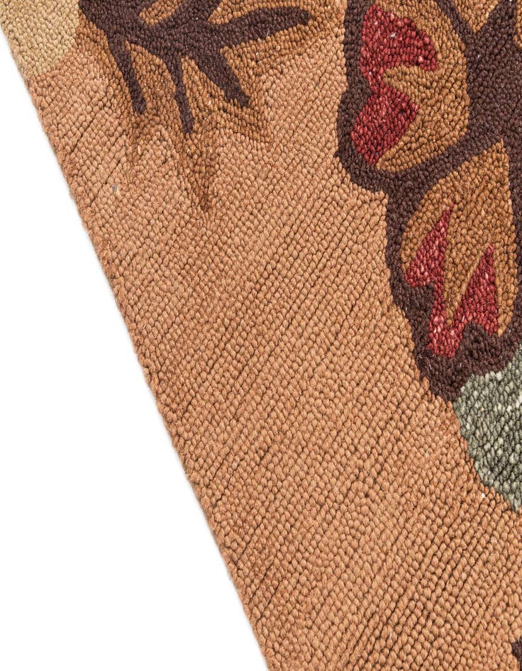 Detail image of  4' x 6' Agra Rug