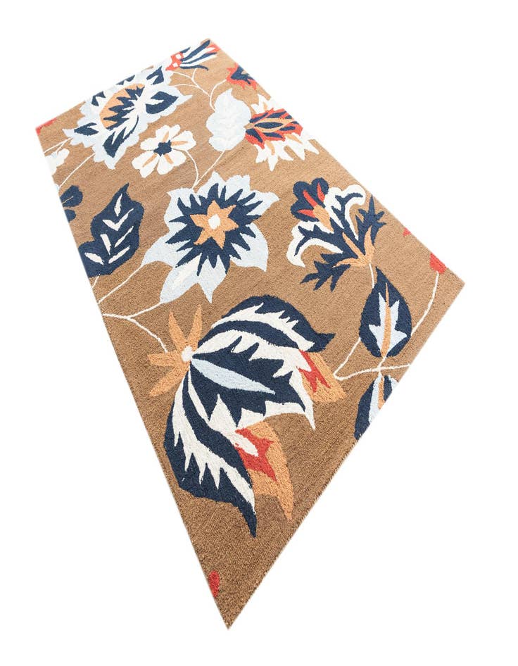 Detail image of  5' 1 x 8' Agra Rug