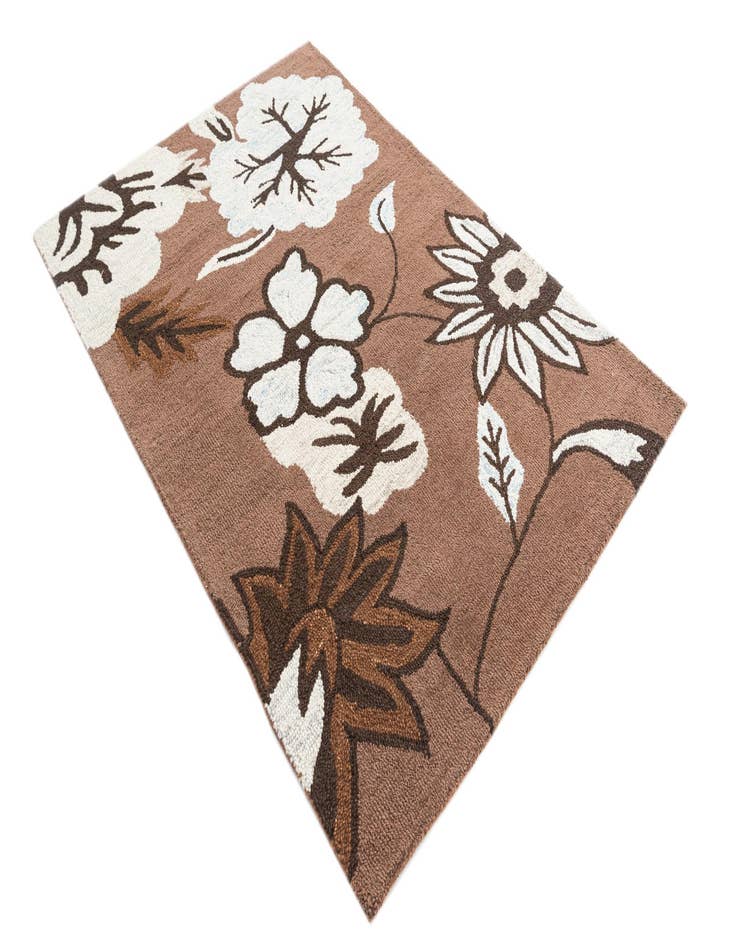 Detail image of  4' 1 x 6' Agra Rug