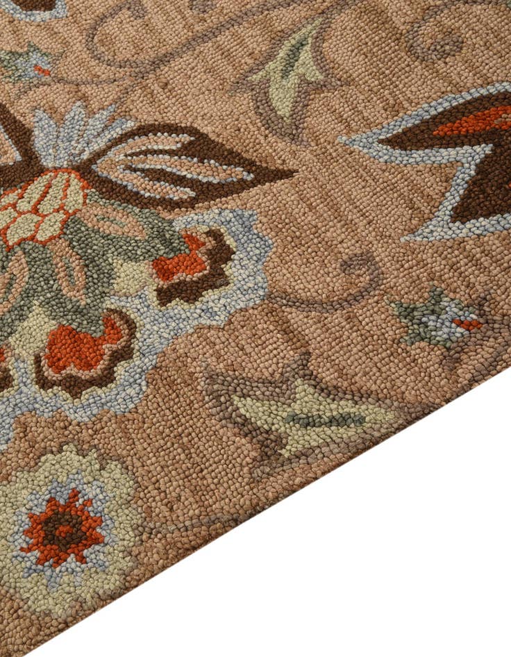 Detail image of  8' x 10' Agra Rug